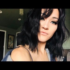 Meet your Posher, Brenda